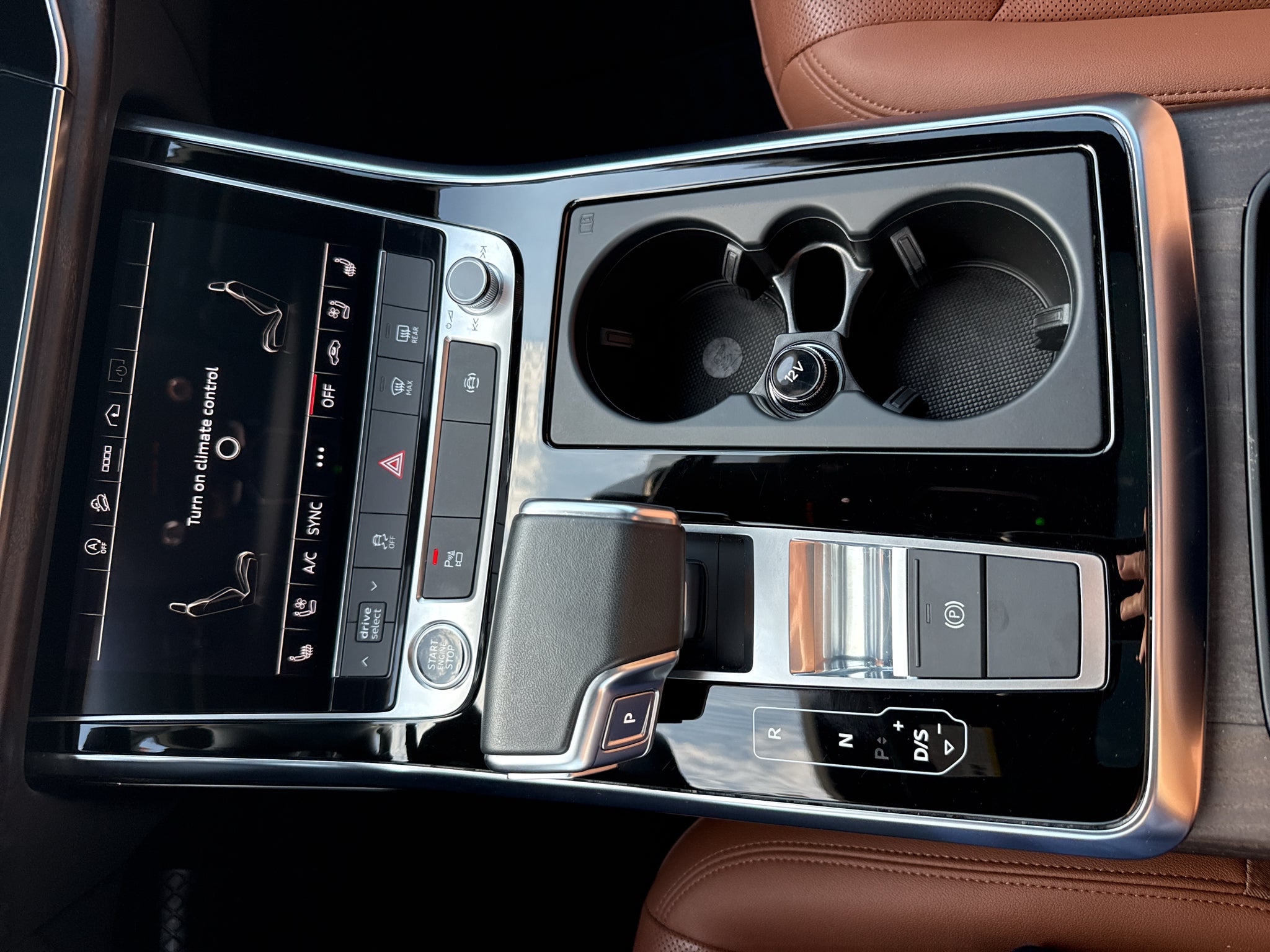 2022 Audi Q7 Premium Plus 55 TFSI quattro Tiptronic