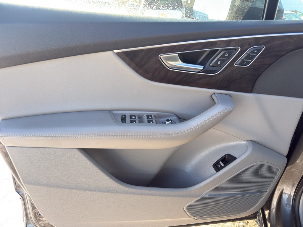 2021 Audi Q7 Prestige