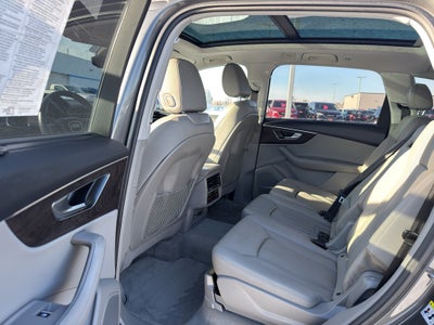 2021 Audi Q7 Prestige