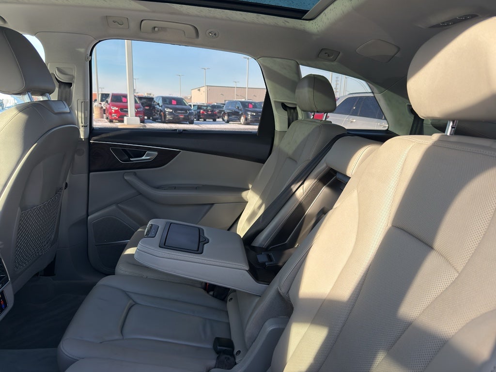 2021 Audi Q7 Prestige