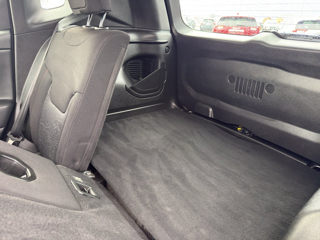 2022 Jeep Renegade Trailhawk