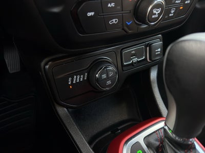 2022 Jeep Renegade Trailhawk